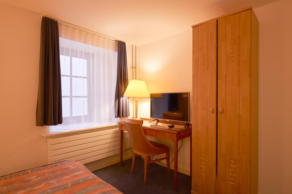 Hotel Hine Adon 프리부르 외부 사진